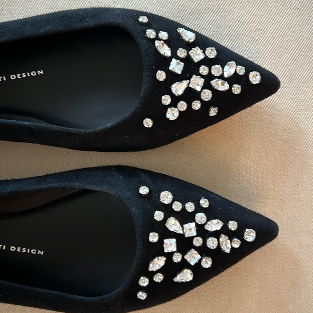Giuseppe Zanotti Suede Pointed Toe Embellished Flats - Picture 2 of 11